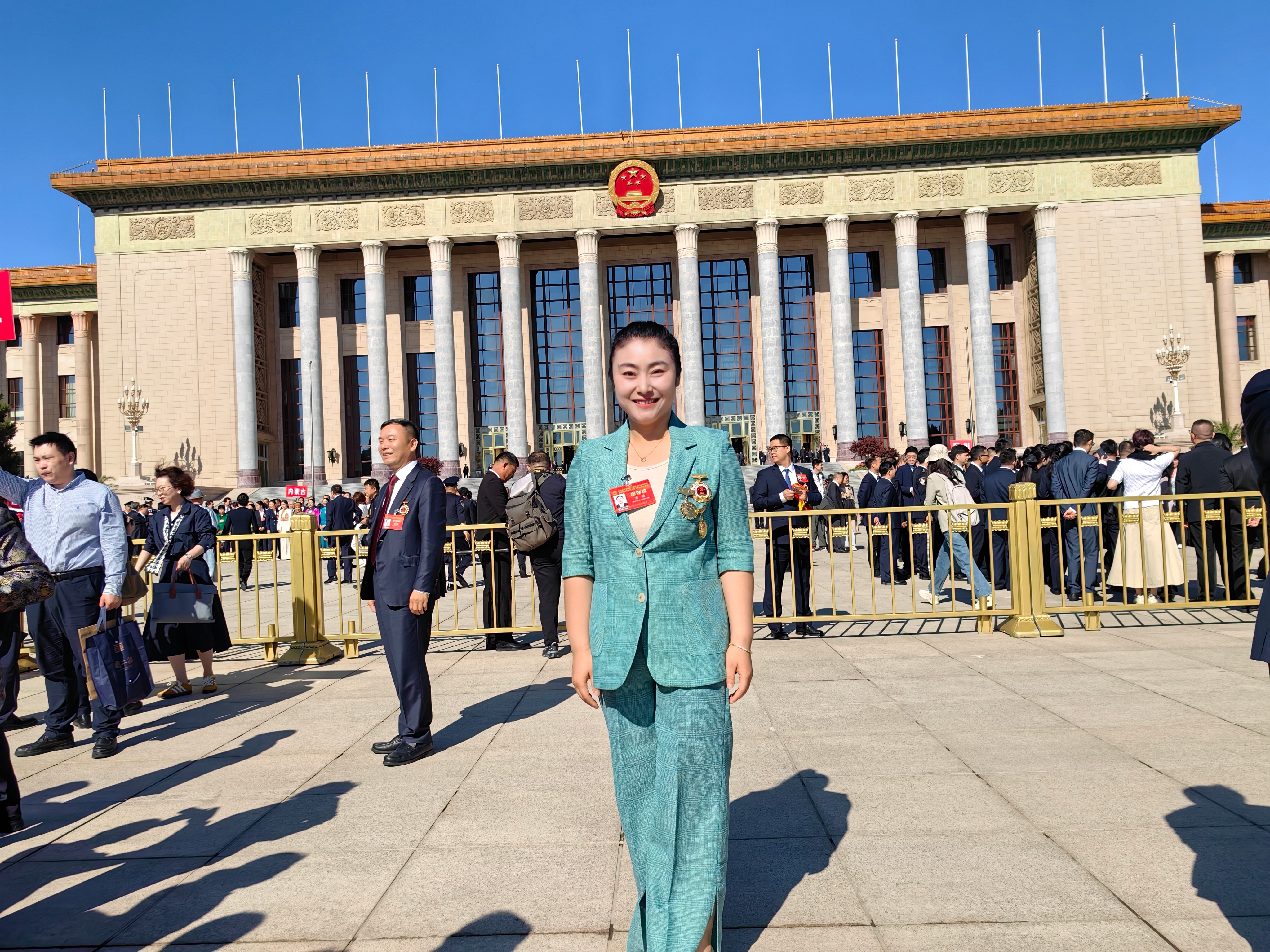 热烈祝贺我院校友王运荣获“全国劳动模范”称号!-浙江农林大学继续教育学院