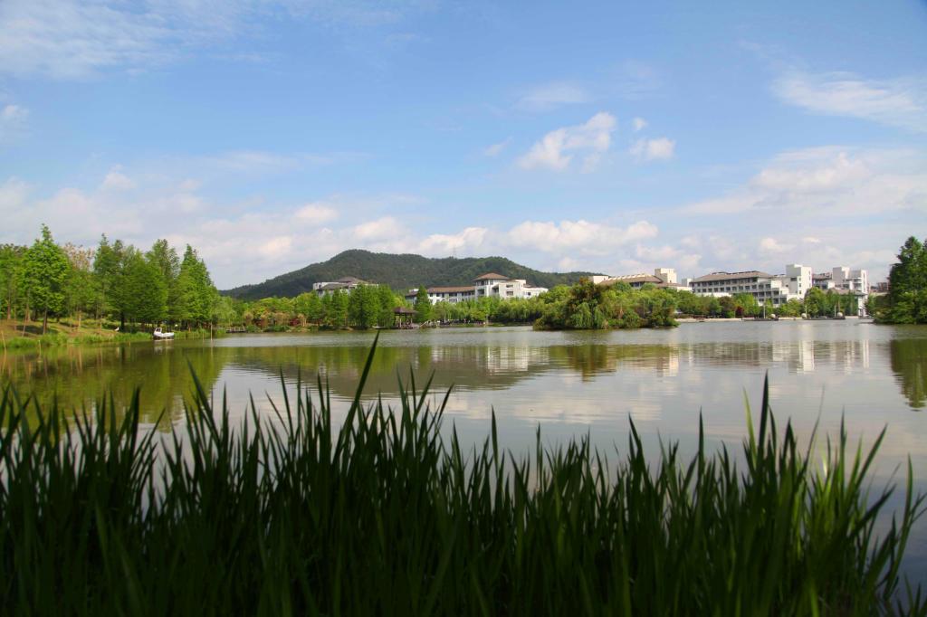 长春大学旅游学院风景图片